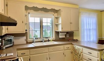 1000 Hope St, Bristol, RI 02809