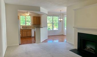 426 Eyam Hall Ln 426, Apex, NC 27502