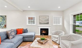 50 Planet Ave, East Providence, RI 02915