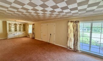 211 7th Ave, Atmore, AL 36502
