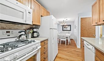 72 W Side Rd 6, Block Island, RI 02807