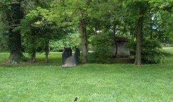 120 Wickham St, Alderson, WV 24910