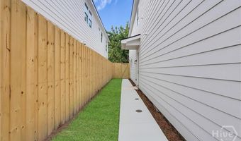904 E 33rd St, Savannah, GA 31401