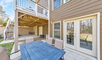 62 Applewood Ln, Acworth, GA 30101