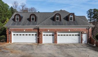 1086 Wilson Dr, Asheboro, NC 27205