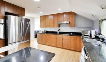 22 Douglas Rd, Ashland, MA 01721