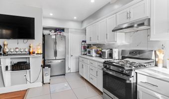 2452 N 4TH St, Harrisburg, PA 17110
