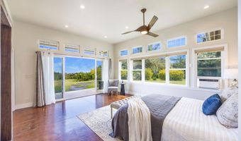 365 E KUIAHA Rd, Haiku, HI 96708