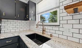 2925 Mahogany Ln, Arnold, MO 63010
