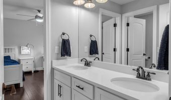 1091 Green Rd, Ann Arbor, MI 48105