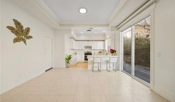527 S 5th Ave B, Arcadia, CA 91006