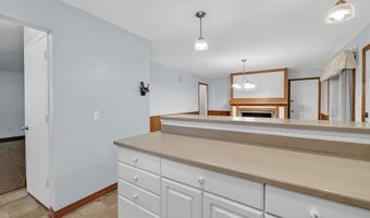 6809 Pilgrim Rd, Madison, WI 53711