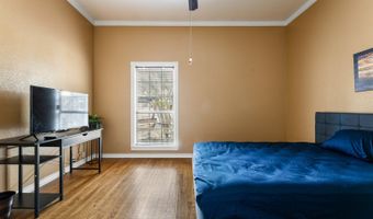 10863 La Vernia, Adkins, TX 78101