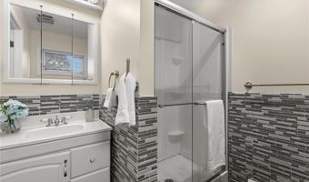 9204 Kit Dr, Affton, MO 63123