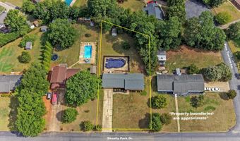 112 Shoally Park Dr, Boiling Springs, SC 29316