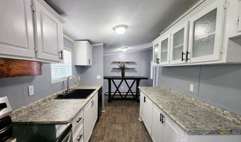 2610 North Ave, Albany, GA 31707
