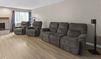 5125 Vantage Point Rd, Avon, IN 46123