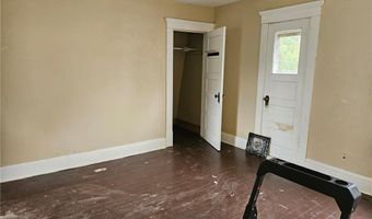 1212 Saint Joseph Ave, Albert Lea, MN 56007