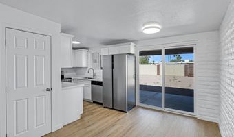 414 E CHOLLA St, Casa Grande, AZ 85122