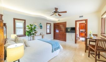 7096 Kalanianaole Hwy, Honolulu, HI 96825