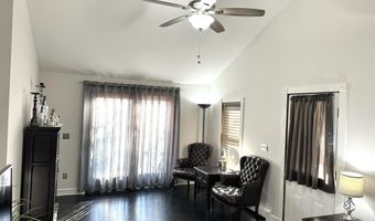 19 Center St, Barnegat, NJ 08005