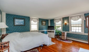 678 N Main, Attleboro, MA 02703