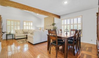 27802 Via Amistosa, Agoura Hills, CA 91301