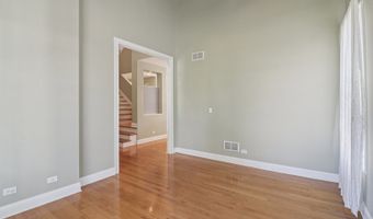 40418 N South Newport Dr, Antioch, IL 60002