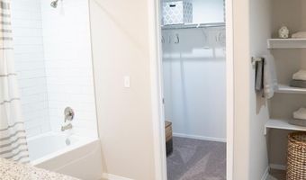 6604 SW Devotion Ave, Bentonville, AR 72713