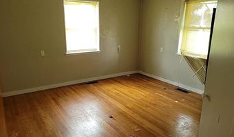 612 Madison St, Bessie, OK 73622