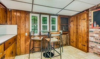 114 Pocantecs Rd, Alloway, NJ 07422