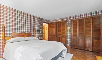 13 Holt Rd, Amherst, NH 03031