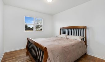 711 MONROE Ave, Cheyenne, WY 82001