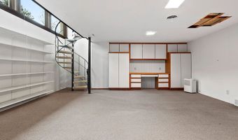 5531 LONG Ct, Appleton, WI 54914