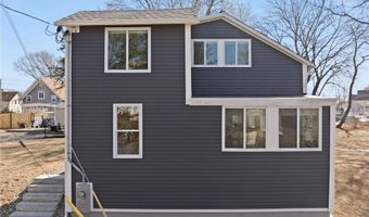 102 Lincoln Ave, East Providence, RI 02915