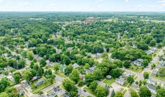 624 N Broad St, Adrian, MI 49221