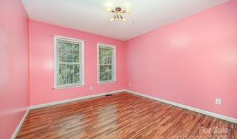 610 Mountain Pl, Albemarle, NC 28001
