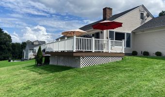 5 Topfield Rd, Danbury, CT 06811