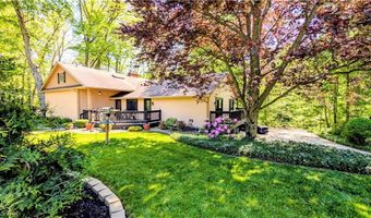 6409 Old Wood Rd, Ashtabula, OH 44004