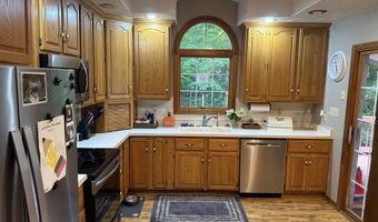 28 Cambridge Ct, Anderson, IN 46012