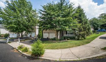 2429 S FRONT St, Allentown, PA 18103