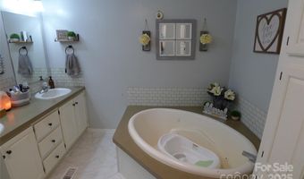 145 Abigail Trl 18, Ararat, NC 27007