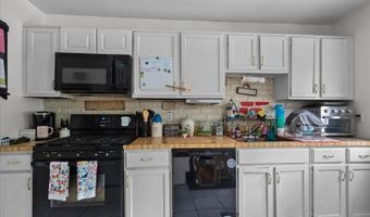 5 Bethel Ct, Alloway, NJ 07461