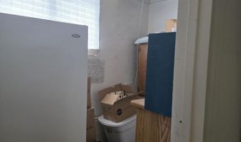 215 Cedar St, Hawthorne, NV 89415