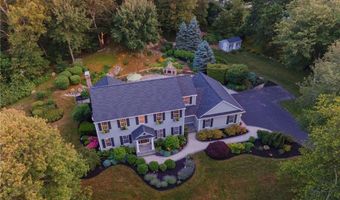36 Beauchamp Dr, North Kingstown, RI 02874