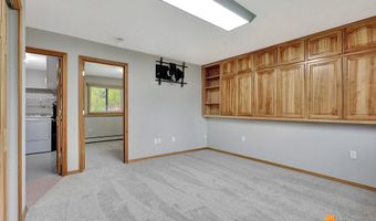 3211 Shamrock St, Anchorage, AK 99504