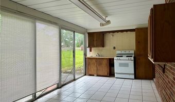 5004 Dunsmore Ave, Ashtabula, OH 44004