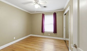 261 E OAKVIEW Pl, Alamo Heights, TX 78209