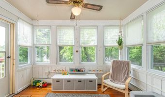 4 Warren St, Bayonne, NJ 07035