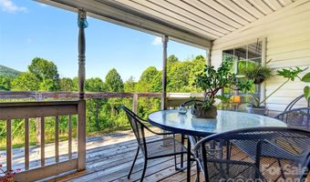 298 Wolf Xing, Bakersville, NC 28705
